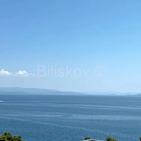 Exclusive Penthouse On 100 Square Only 70 M From The Sea