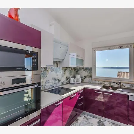 Appartement Exclusive Penthouse On 100 Square Only 70 M From The Sea *